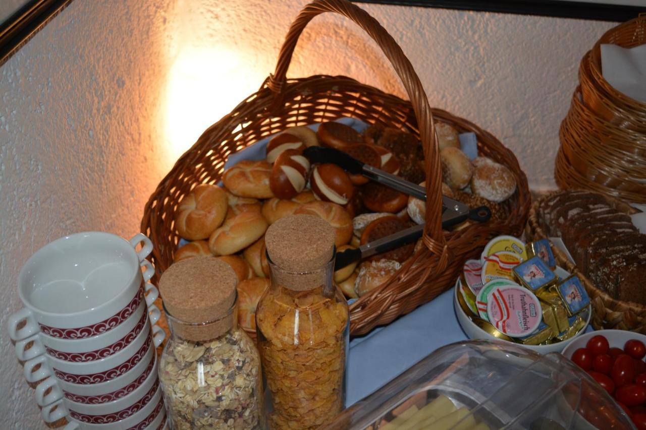 Hotel Leitgebhof Innsbruck Bagian luar foto